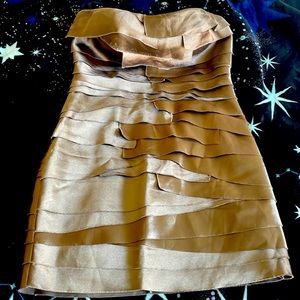 bebe, strapless mini dress, size small, Bronze color